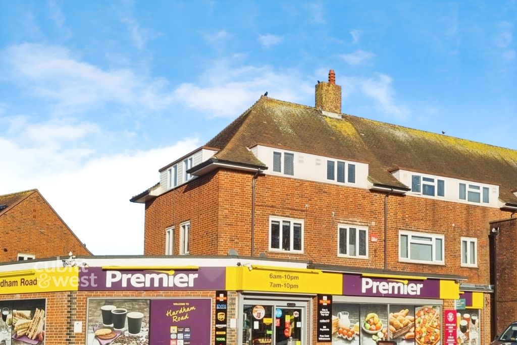 Property photo 1 of 11 5d2Ae926-20251213...