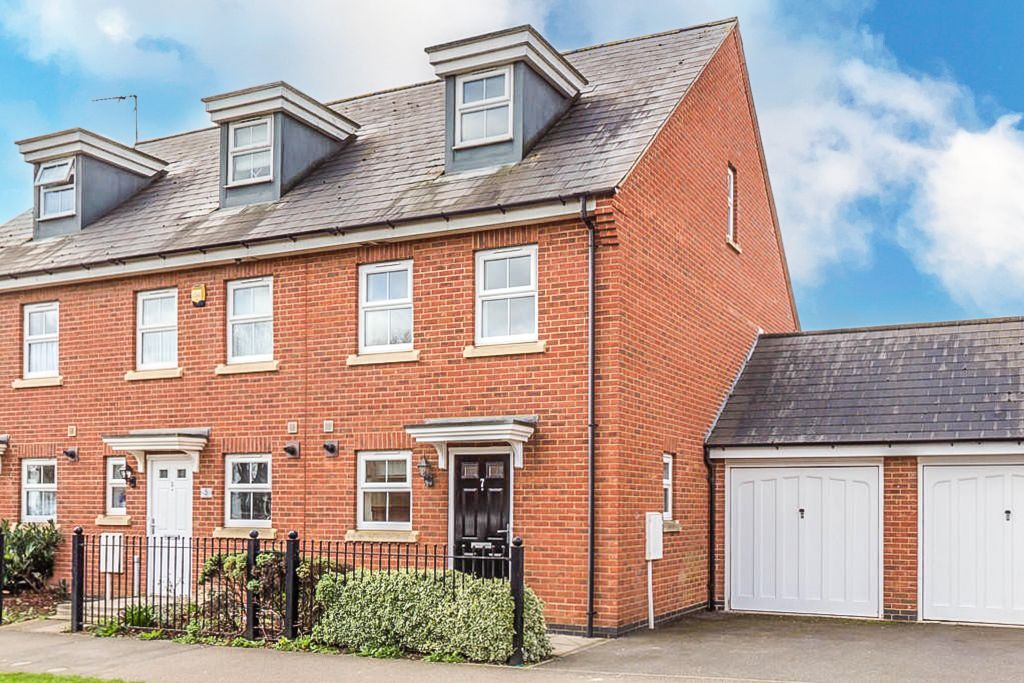 Property photo 1 of 12 Front