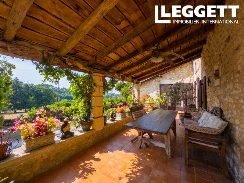 Property photo 3 of 10