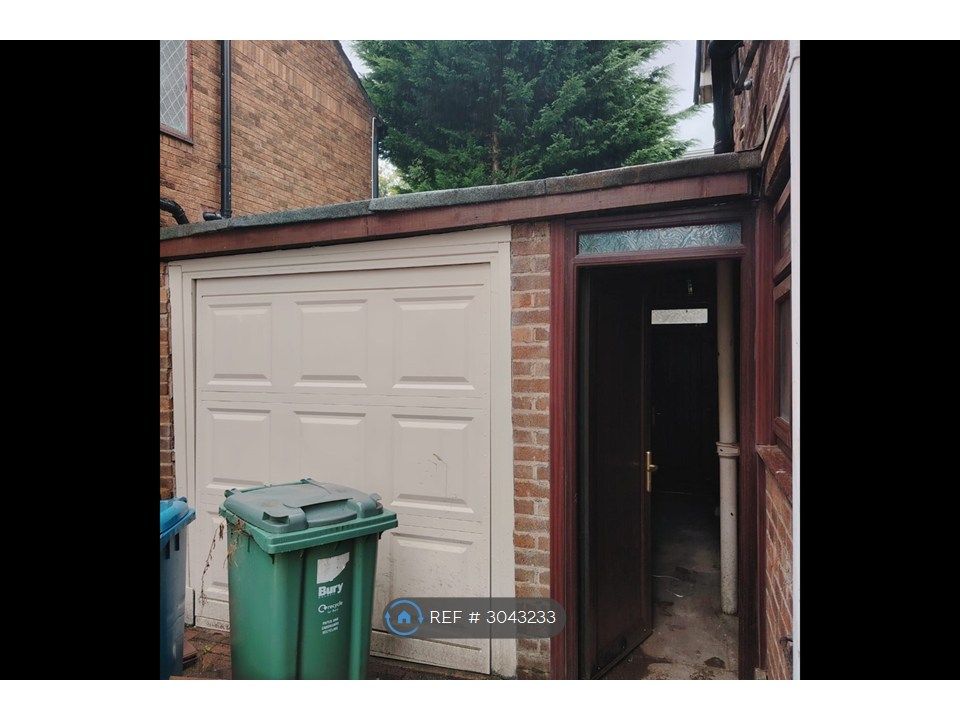 Property photo 2 of 34