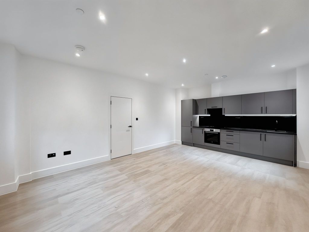 Property photo 1 of 5 Living Room