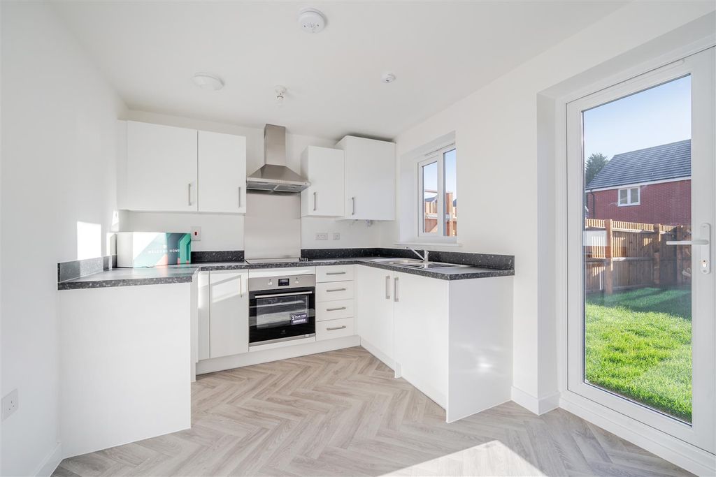 Property photo 1 of 10 1386361-7-693039818Dd40.Jpg