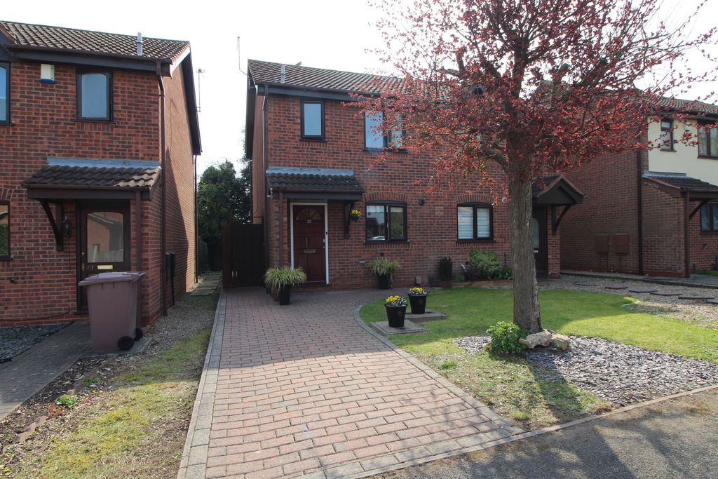 Property photo 1 of 11