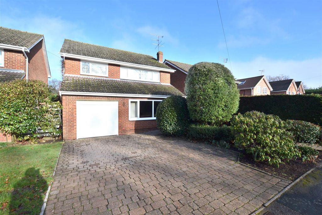 Property photo 1 of 18 Front.Jpg