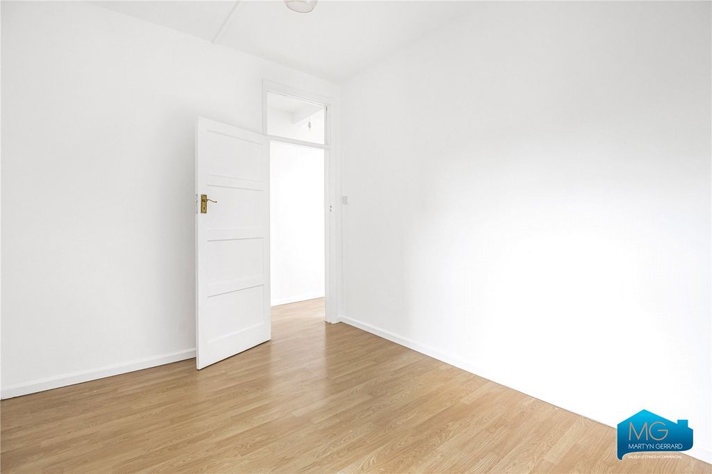 Property photo 3 of 14 Picture No. 20