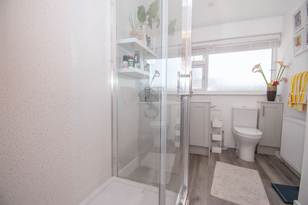 Additional image 6 of 1 bed bungalow for saleWendys Close, Thurnby Lodge LE5
