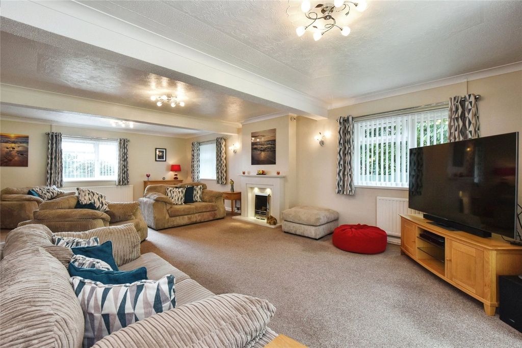 Property photo 3 of 18 Picture No. 03