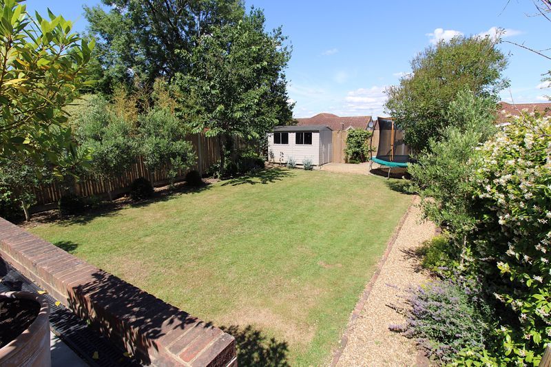 Property photo 2 of 15 Photo 16