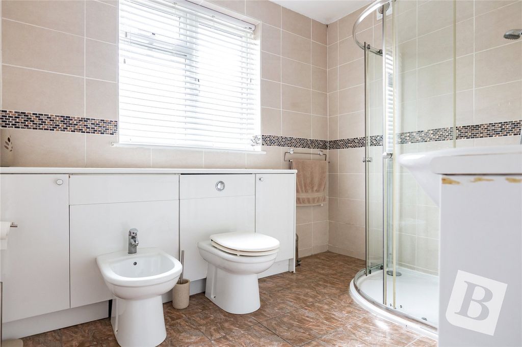 Property photo 3 of 19 Shower Room