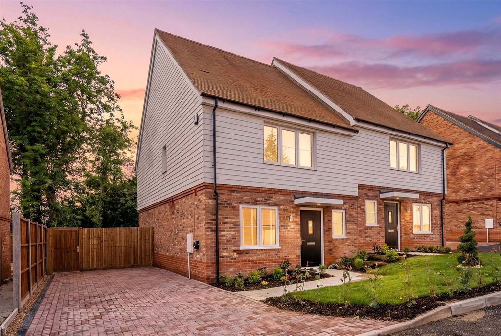 Property photo 1 of 15 External