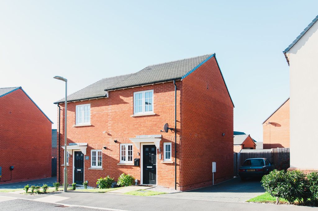 Property photo 1 of 19