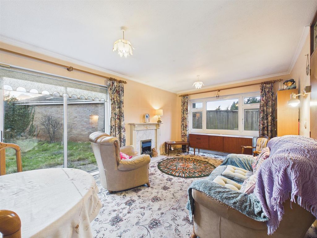 Property photo 2 of 15 2 - Bungalow For Auction, Brentry, Bristol.Jpg