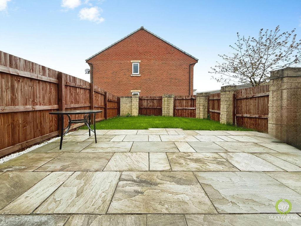 Property photo 3 of 19