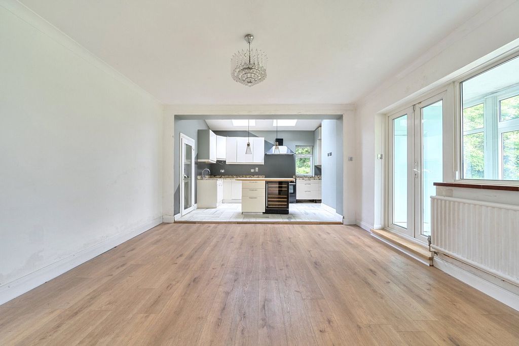 Property photo 3 of 26 1469073 (2).Jpg