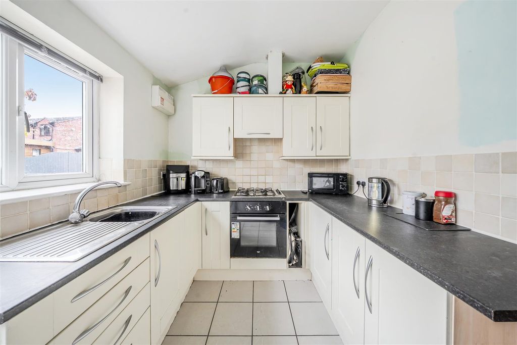 Property photo 2 of 11 1364672-2-68Ef6Afbe0611.Jpg