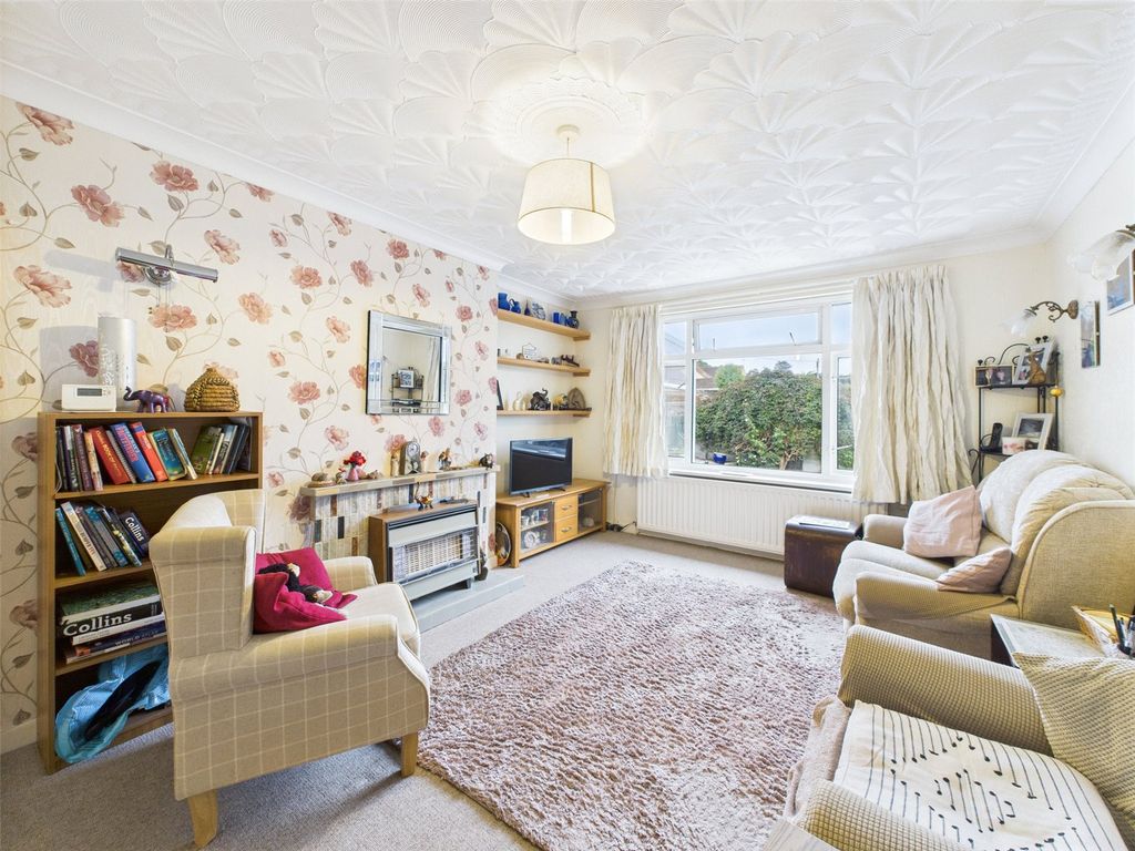 Property photo 2 of 11 Picture No. 13