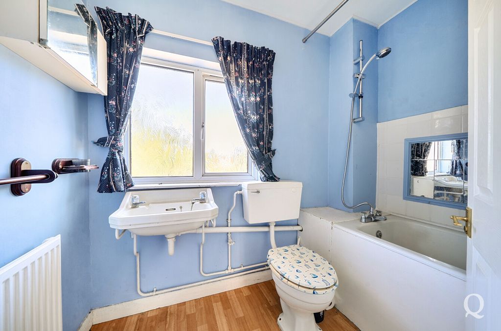 Property photo 3 of 25 d4d96Efa-0820-4B8...