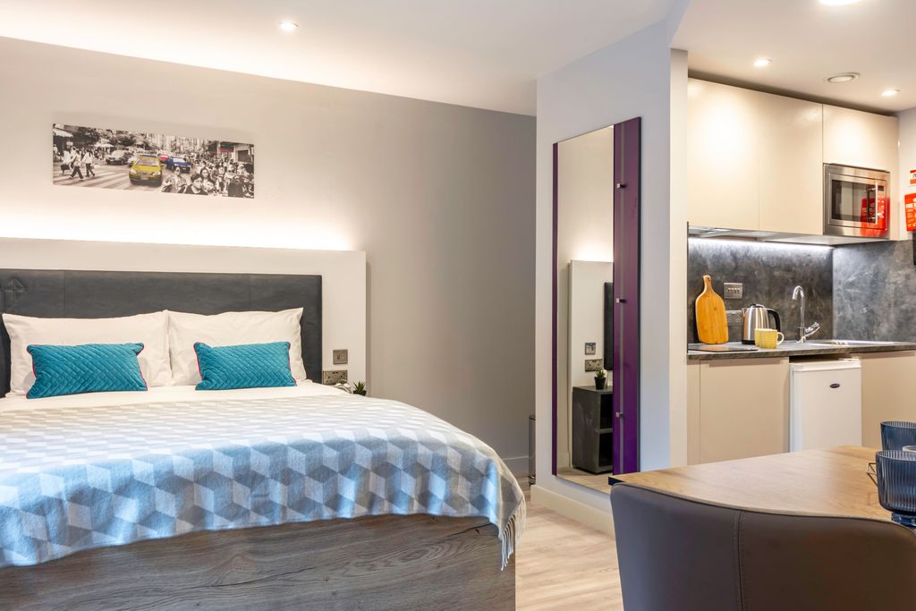 Property photo 1 of 31 Property Photo