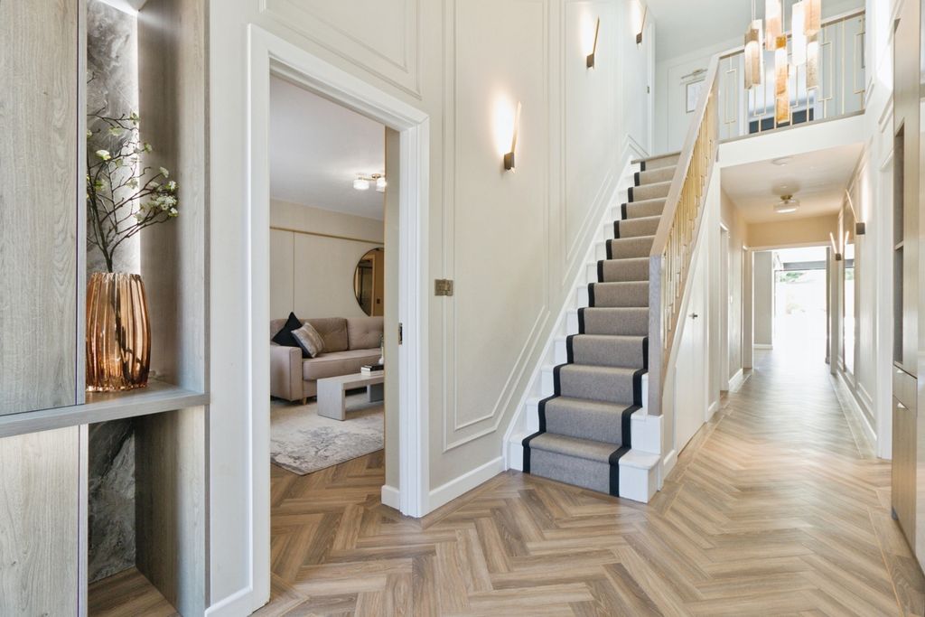 Property photo 3 of 29 Pbox-Img.Jpg