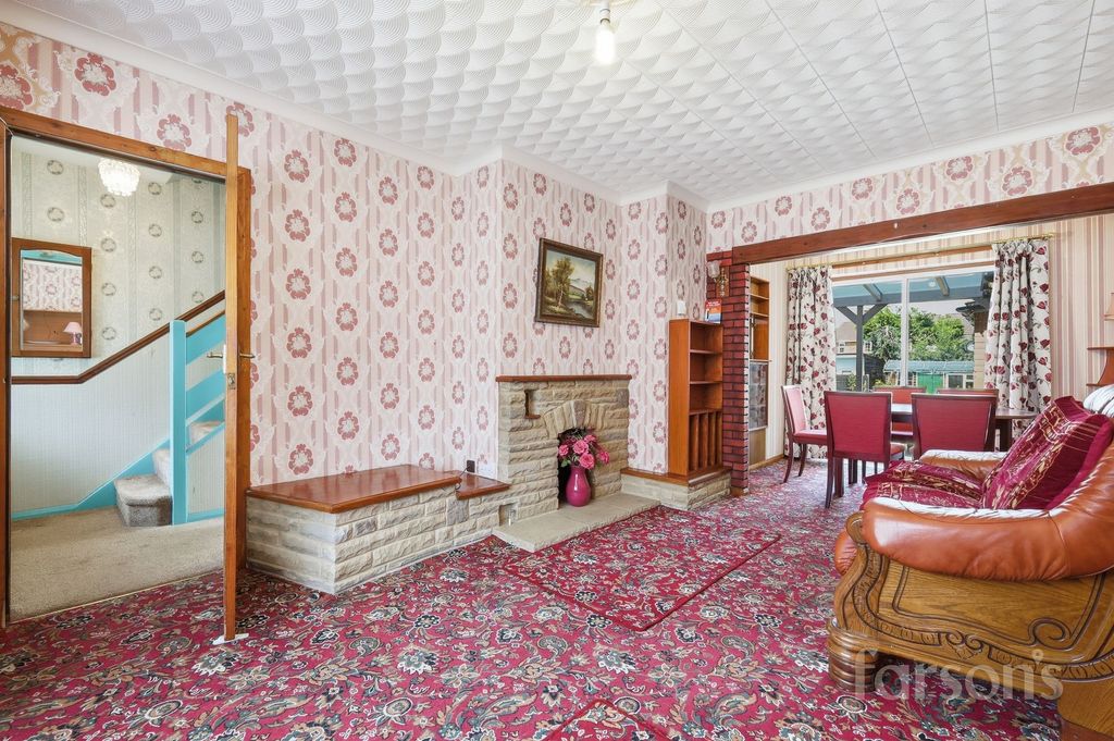 Property photo 2 of 23