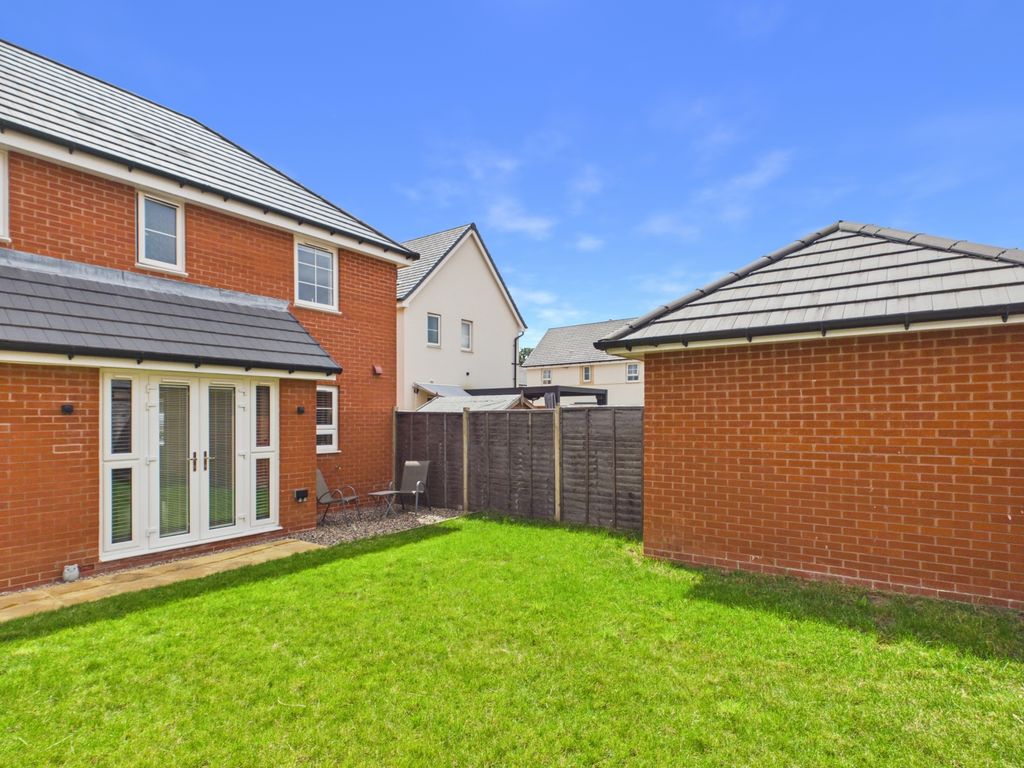 Property photo 1 of 13 Cam02366G0-Pr0171-Still004