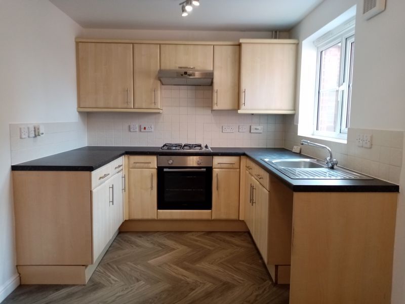 Property photo 2 of 17 Photo 9