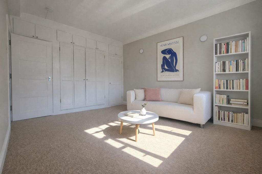 Property photo 2 of 6 E159d97F-5752-4c50-8E9c-E3E5B4ba743B.Png