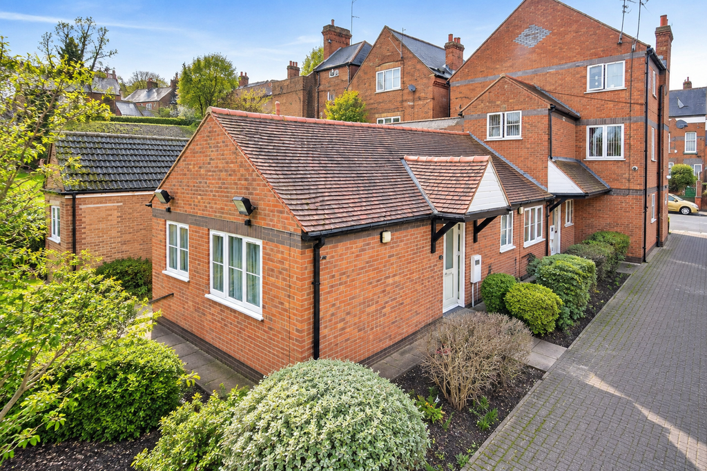 Property photo 1 of 9 F034Bb62-50d2-4Fcb-B2E0-0Adc5Defea51