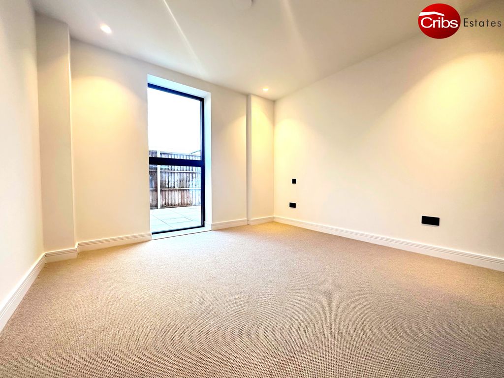 Property photo 3 of 10 Gallery