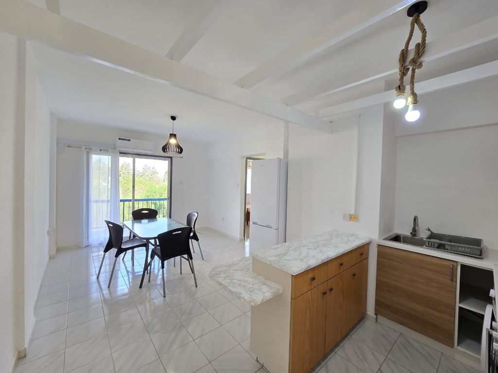 Property photo 1 of 9 Lounge Kitchen Diner