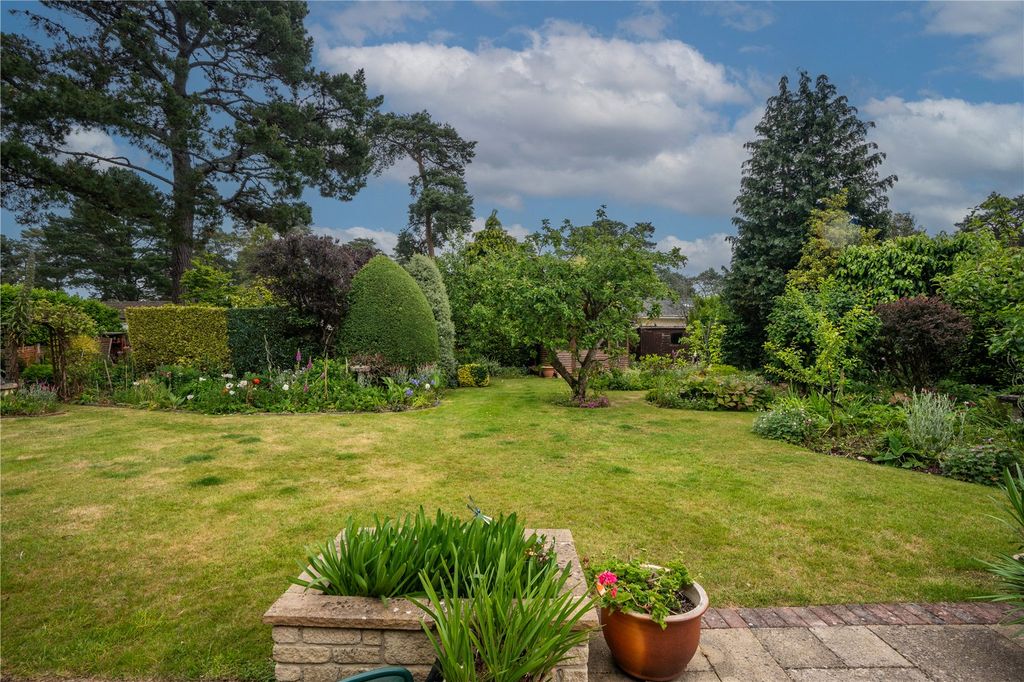 Property photo 3 of 19 Picture No. 05