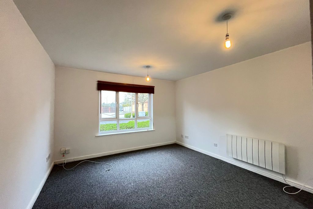 Property photo 3 of 7 Sitting Room