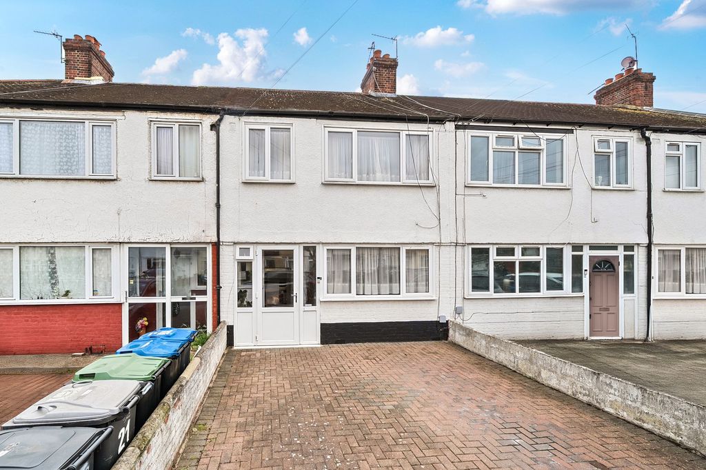 Property photo 2 of 13