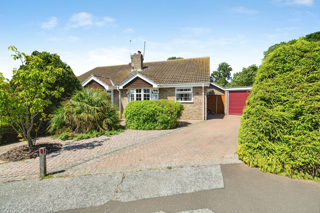 Property photo 1 of 17 Front