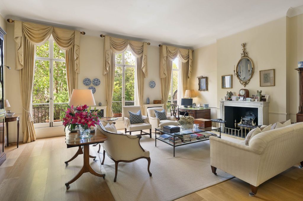 Property photo 1 of 11 Reception Room