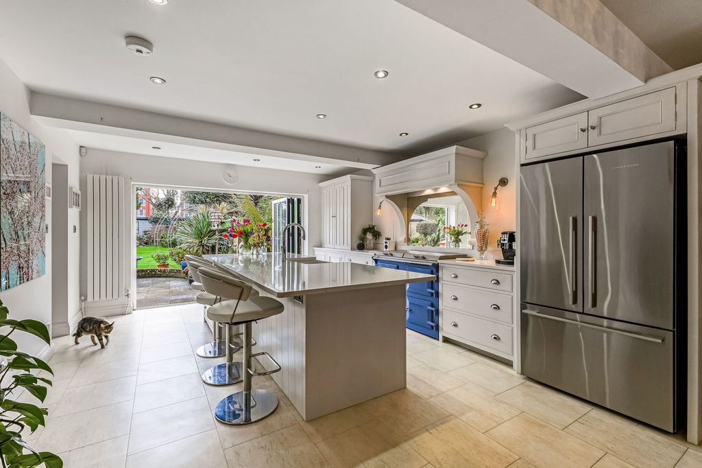 Additional image 8 of 4 bed detached house for salePrinces Crescent, Hove BN3