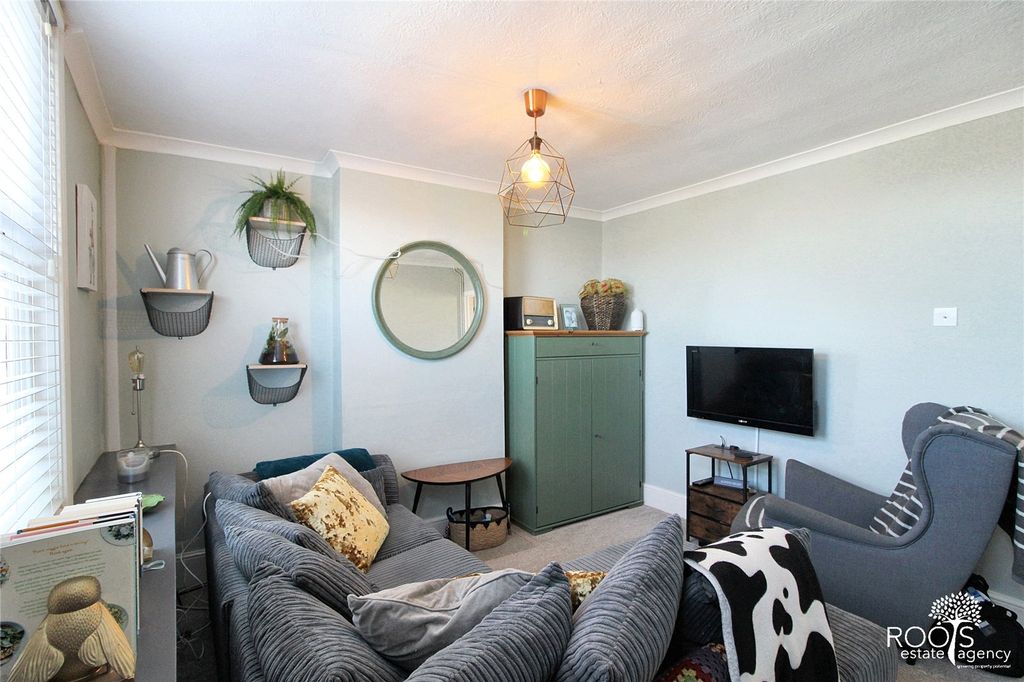 Property photo 3 of 11 Picture No. 04