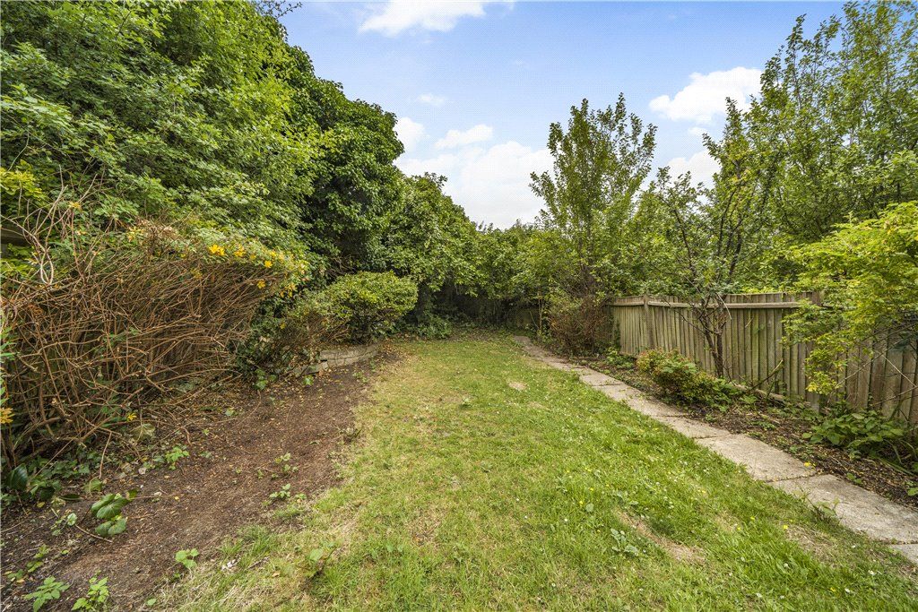 Property photo 2 of 18 Picture No. 17