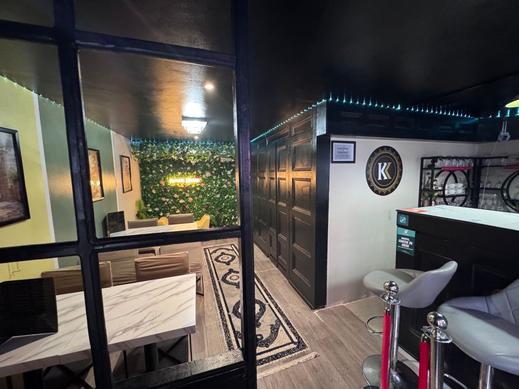 Property photo 3 of 8 Photo 6