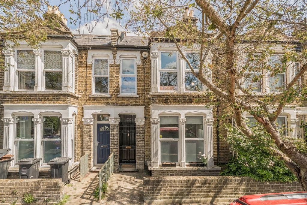 Property photo 1 of 8
