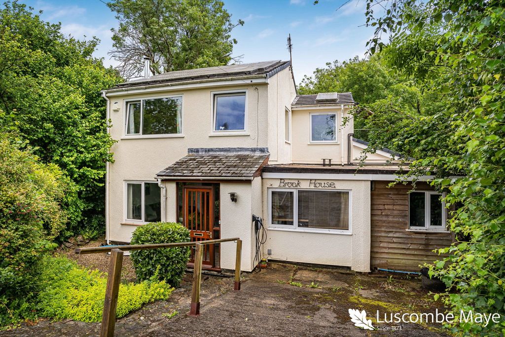 Property photo 1 of 26