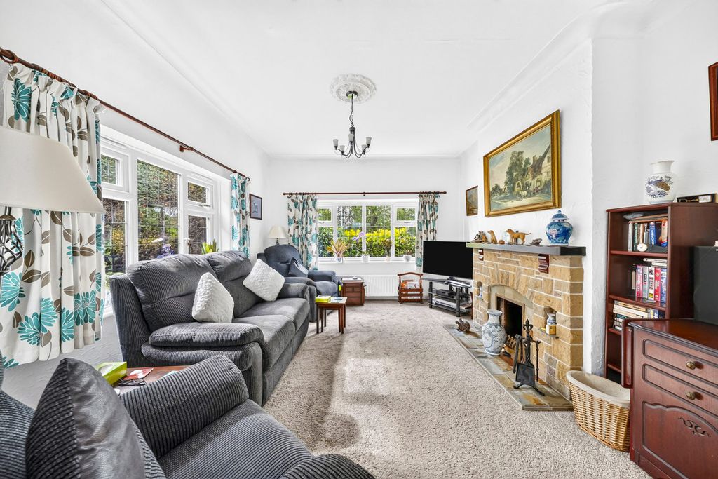 Property photo 2 of 19