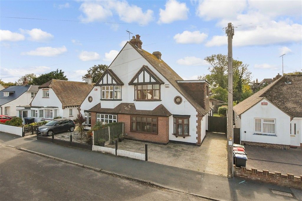 Property photo 1 of 16 External (Web)