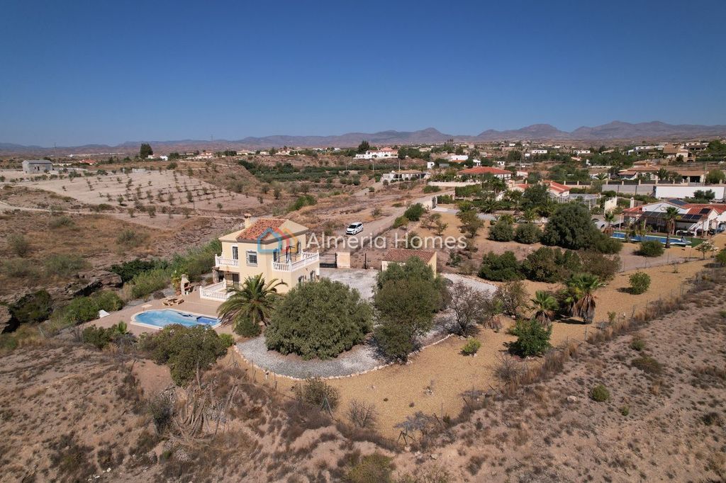 Property photo 3 of 29