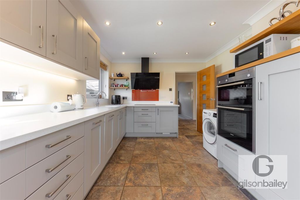 Property photo 2 of 39 Gb-30.Jpg