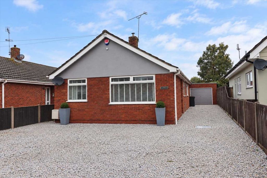 Property photo 2 of 25