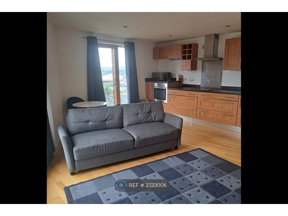 Property photo 3 of 11