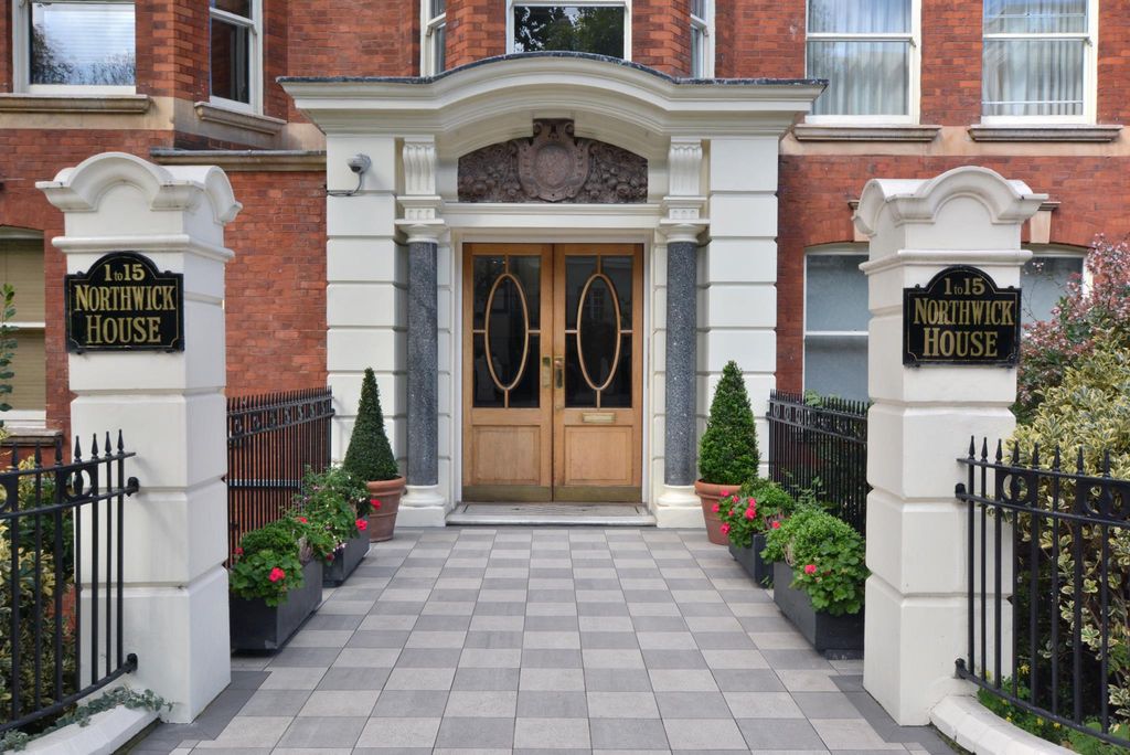 Property photo 2 of 11 Image