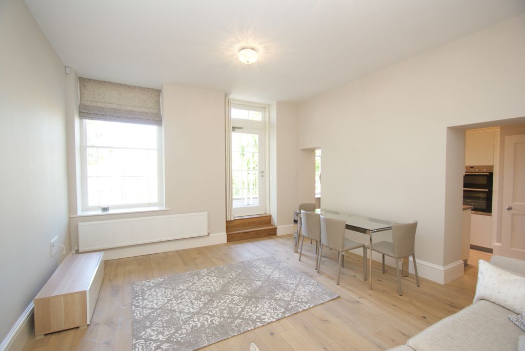 Property photo 2 of 11 Dsc00887.Jpg