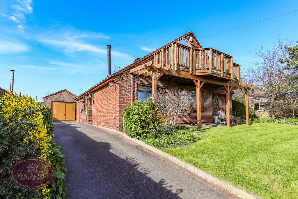 Property photo 1 of 37